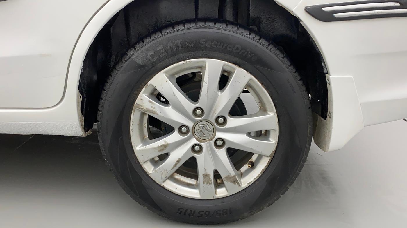 2016 Maruti Ertiga ZDI SHVS, Diesel, Manual, 32,479 km, Left Rear Wheel