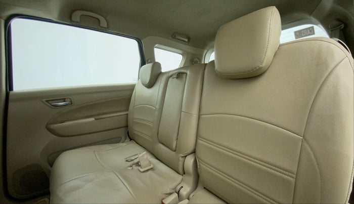 2016 Maruti Ertiga ZDI SHVS, Diesel, Manual, 32,479 km, Right Side Rear Door Cabin