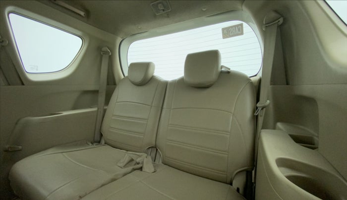 2016 Maruti Ertiga ZDI SHVS, Diesel, Manual, 32,479 km, Third Seat Row ( optional )