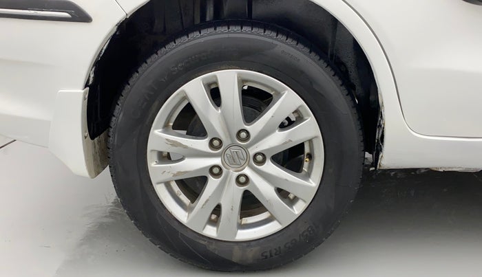 2016 Maruti Ertiga ZDI SHVS, Diesel, Manual, 32,479 km, Right Rear Wheel