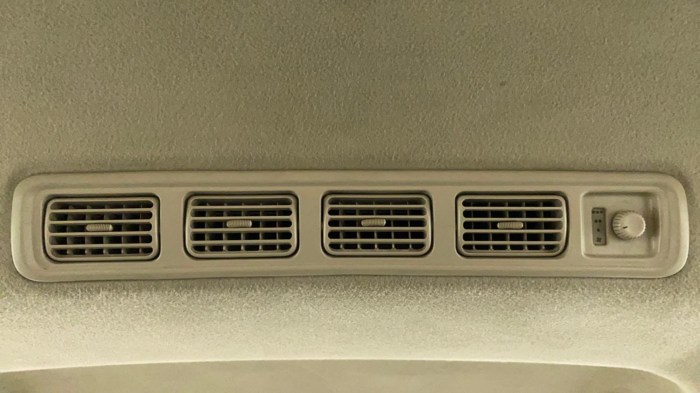 2016 Maruti Ertiga ZDI SHVS, Diesel, Manual, 32,479 km, Rear AC Vents