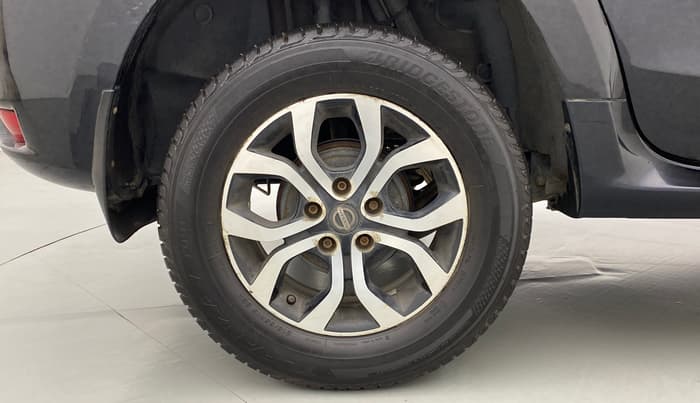 2015 Nissan Terrano XV D THP PREMIUM 110 PS, Diesel, Manual, 90,843 km, Right Rear Wheel