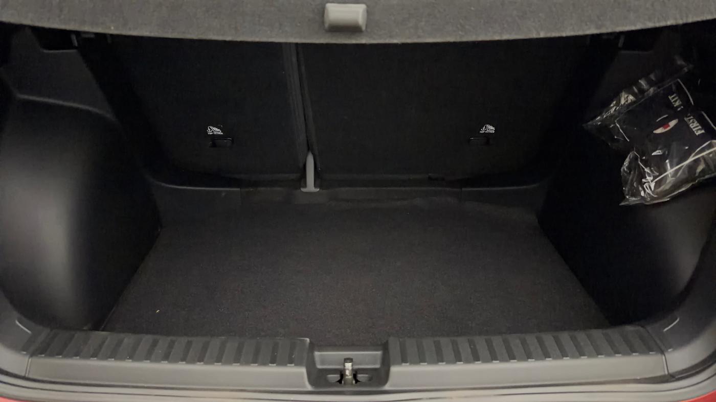 2024 Volkswagen TAIGUN HIGHLINE 1.0 TSI AT, Petrol, Automatic, 35,344 km, Boot Inside