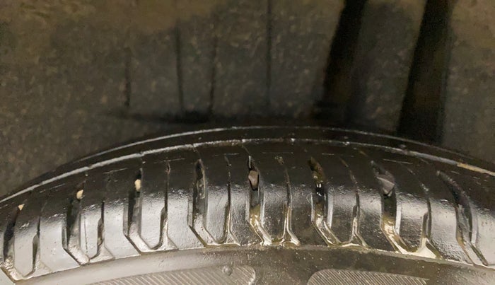 2022 Maruti Dzire VXI AMT, Petrol, Automatic, 17,910 km, Left Rear Tyre Tread