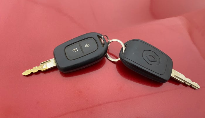 2019 Renault Kwid RXT 0.8 (O), Petrol, Manual, 55,158 km, Key Close Up