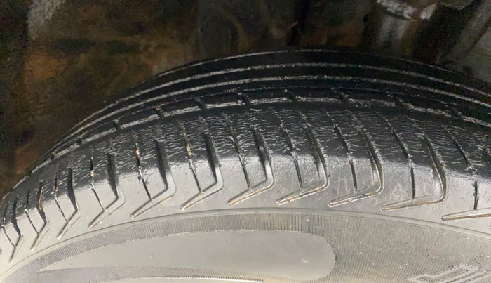 2019 Renault Kwid RXT 0.8 (O), Petrol, Manual, 55,158 km, Right Front Tyre Tread