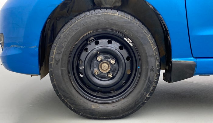 2013 Maruti A Star VXI ABS AT, Petrol, Automatic, 26,853 km, Left Front Wheel