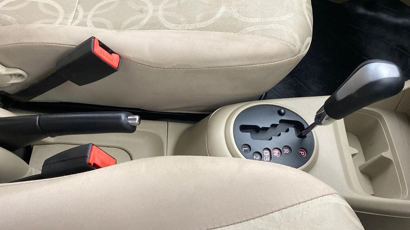 2013 Maruti A Star VXI ABS AT, Petrol, Automatic, 26,853 km, Gear Lever