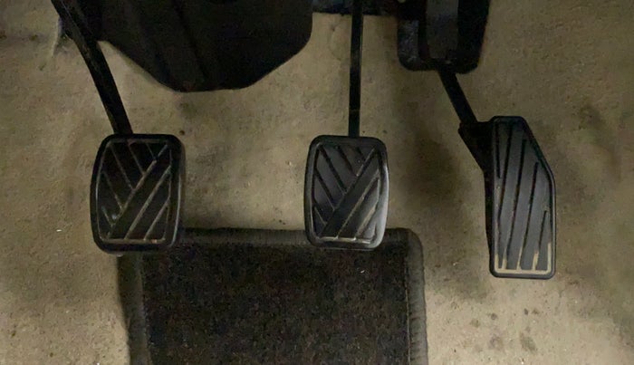 2019 Maruti Ertiga ZXI SHVS, Petrol, Manual, 90,579 km, Pedals