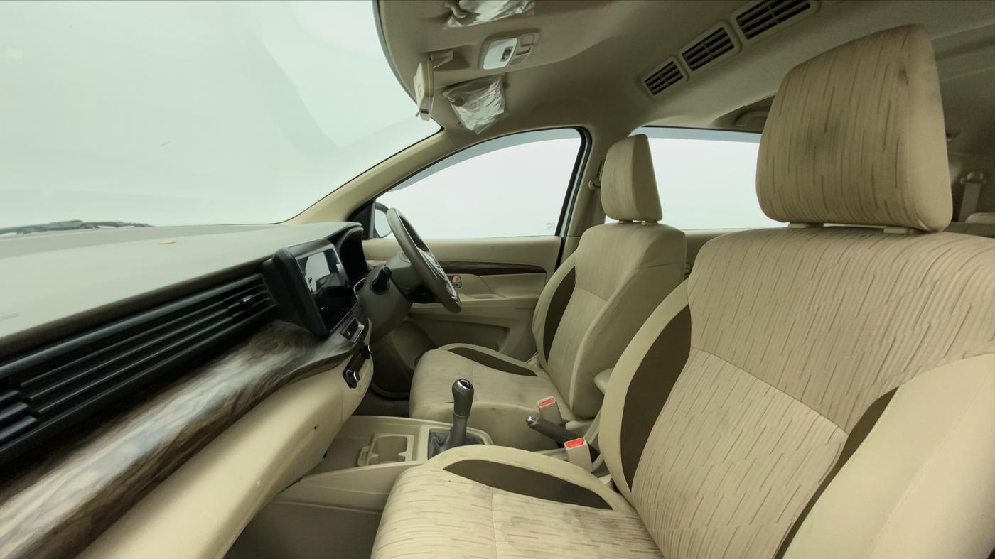 2019 Maruti Ertiga ZXI SHVS, Petrol, Manual, 90,579 km, Right Side Front Door Cabin