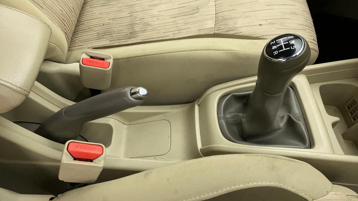 2019 Maruti Ertiga ZXI SHVS, Petrol, Manual, 90,579 km, Gear Lever