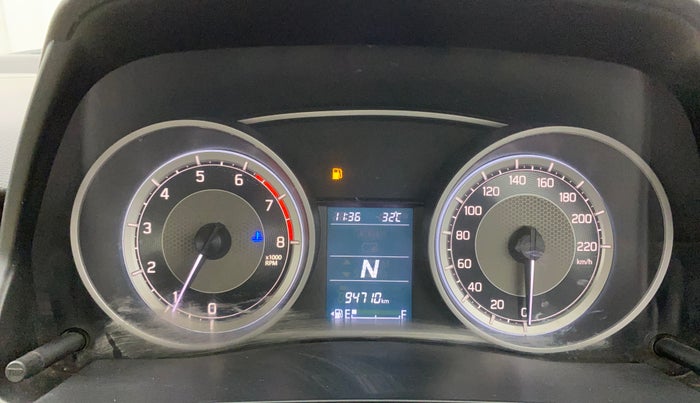 2018 Maruti Dzire VXI AMT, CNG, Automatic, 94,703 km, Odometer Image