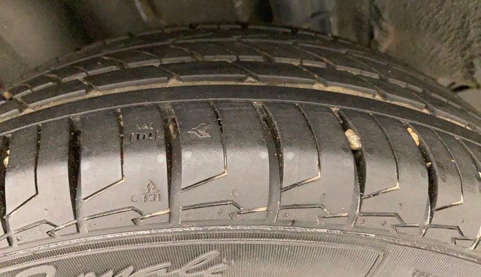 2021 Renault Kiger RXZ TURBO CVT, Petrol, Automatic, 49,110 km, Right Rear Tyre Tread