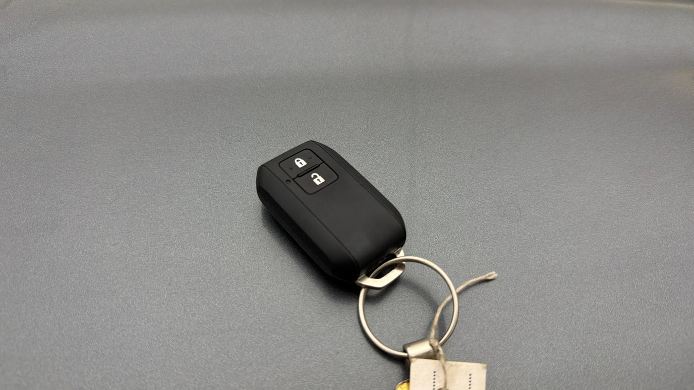 2023 Maruti Grand Vitara ZETA SMART HYBRID, Petrol, Manual, 11,403 km, Key Close Up