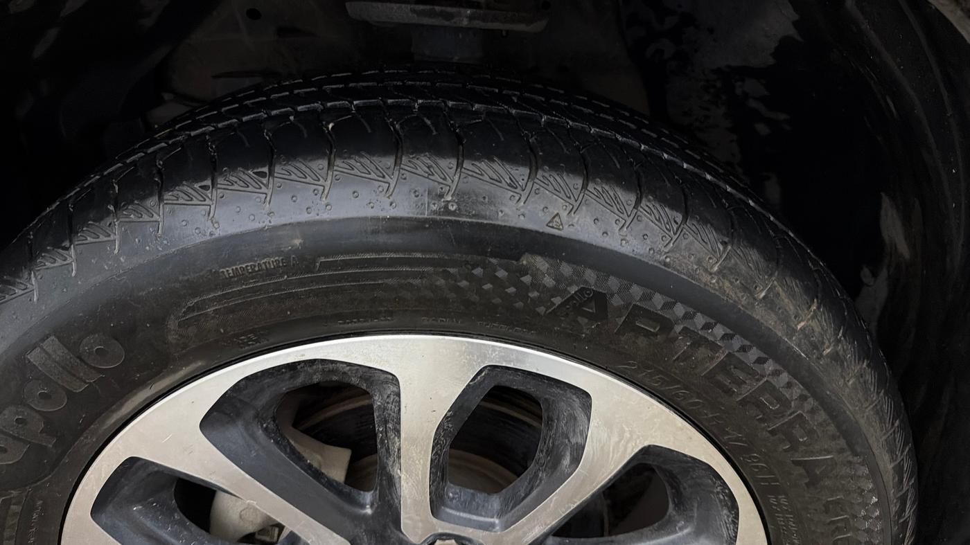 2023 Maruti Grand Vitara ZETA SMART HYBRID, Petrol, Manual, 11,403 km, Left Front Tyre Tread