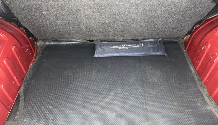 2017 Renault Kwid RXT 1.0, Petrol, Manual, 44,244 km, Boot Inside