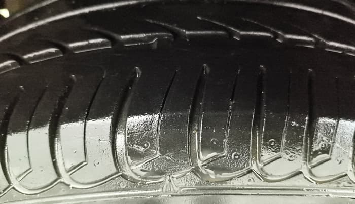 2017 Tata Tiago XZA PETROL, Petrol, Automatic, 27,361 km, Right Rear Tyre Tread
