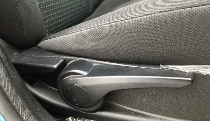 2017 Tata Tiago XZA PETROL, Petrol, Automatic, 27,361 km, Driver Side Adjustment Panel