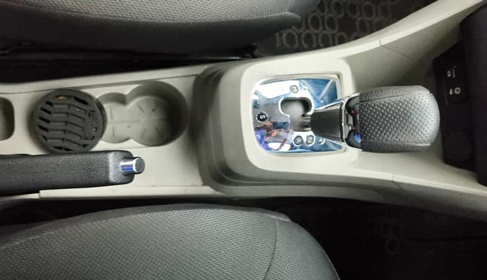 2017 Tata Tiago XZA PETROL, Petrol, Automatic, 27,361 km, Gear Lever