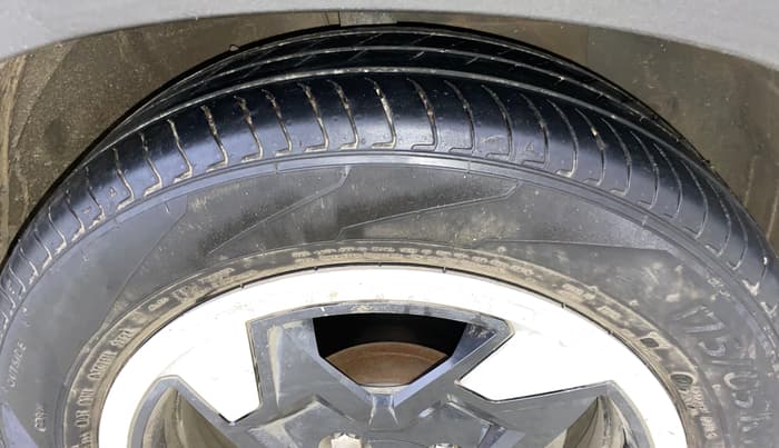 2024 Hyundai EXTER SX 1.2 CNG MT, CNG, Manual, 32,040 km, Right Front Tyre Tread