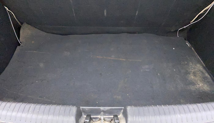 2013 Hyundai i20 MAGNA (O) 1.2, Petrol, Manual, 93,170 km, Boot Inside
