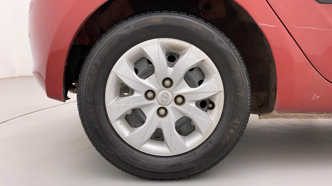 2013 Hyundai i20 MAGNA (O) 1.2, Petrol, Manual, 93,170 km, Right Rear Wheel