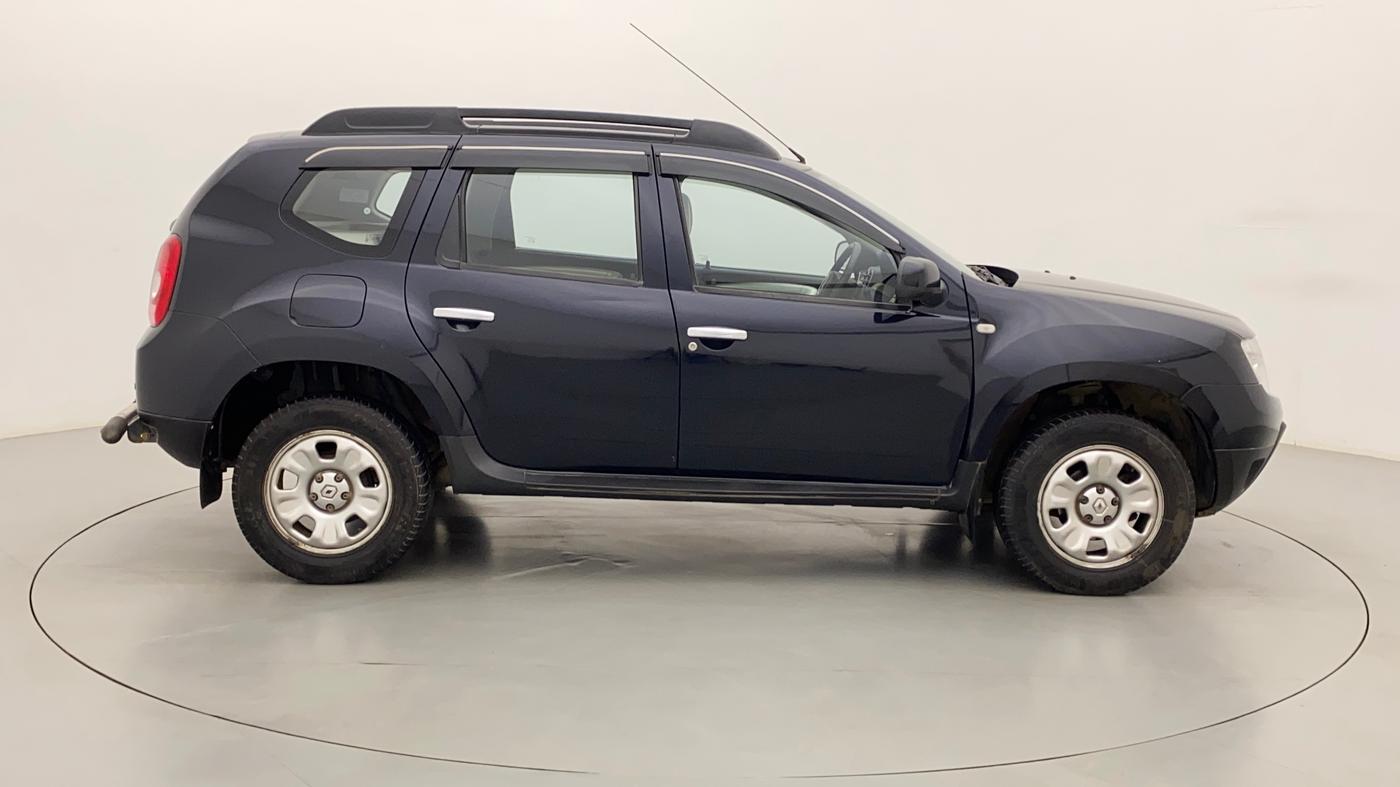 2014 Renault Duster 85 PS RXL PLUS DIESEL, Diesel, Manual, 66,604 km, Right Side View