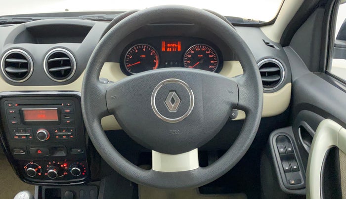 2014 Renault Duster 85 PS RXL PLUS DIESEL, Diesel, Manual, 66,604 km, Steering Wheel Close Up