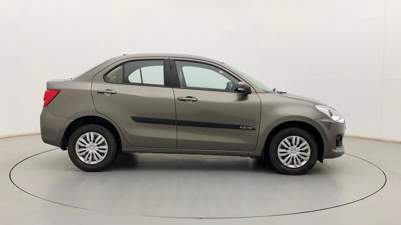 2017 Maruti Dzire VDI AMT, Diesel, Automatic, 1,10,277 km, Right Side View