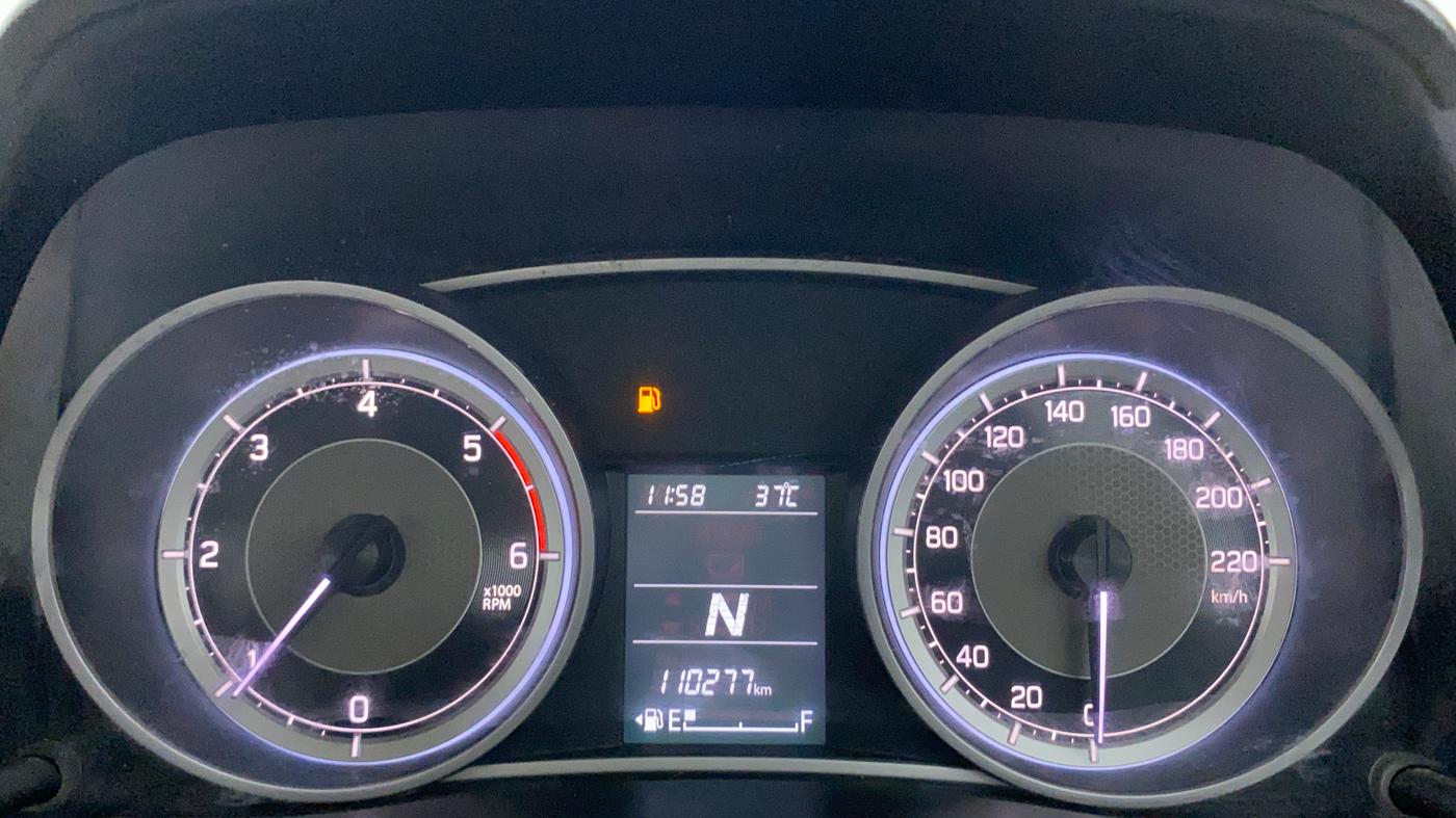 2017 Maruti Dzire VDI AMT, Diesel, Automatic, 1,10,277 km, Odometer Image