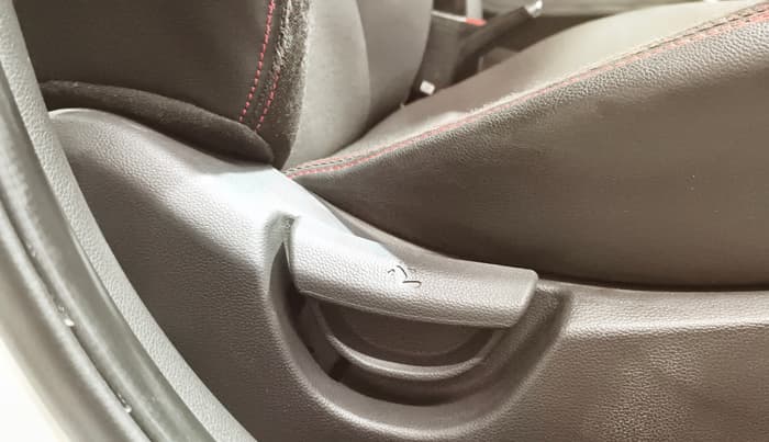 2019 Hyundai Grand i10 SPORTZ 1.2 KAPPA VTVT DUAL TONE, Petrol, Manual, 55,732 km, Driver Side Adjustment Panel