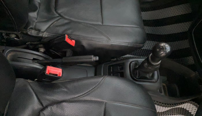 2018 Maruti Alto 800 LX, Petrol, Manual, 80,610 km, Gear Lever