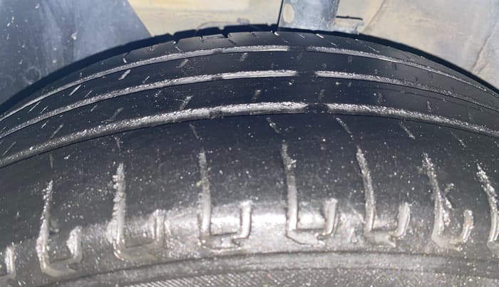 2022 Hyundai NEW I20 MAGNA 1.5 MT, Diesel, Manual, 47,457 km, Left Front Tyre Tread
