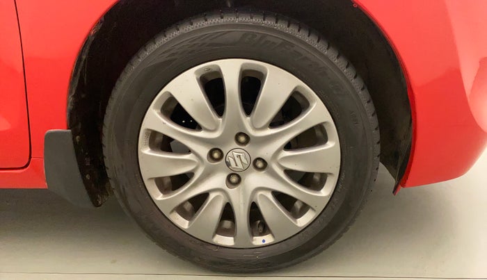 2017 Maruti Baleno ZETA PETROL 1.2, Petrol, Manual, 53,860 km, Right Front Wheel