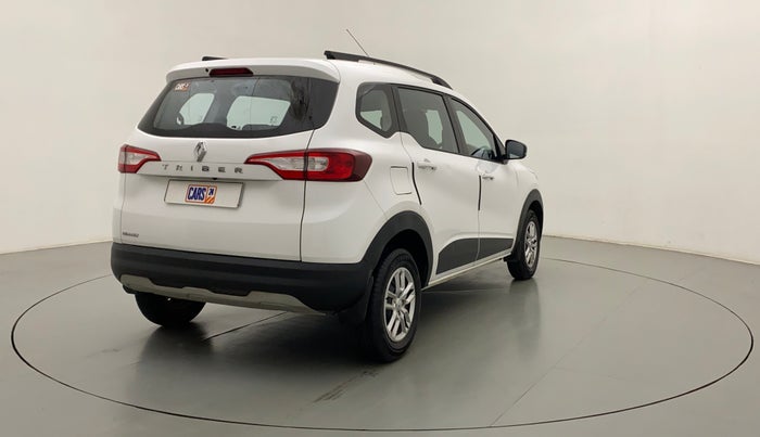 2022 Renault TRIBER RXT AMT, Petrol, Automatic, 20,154 km, Right Back Diagonal