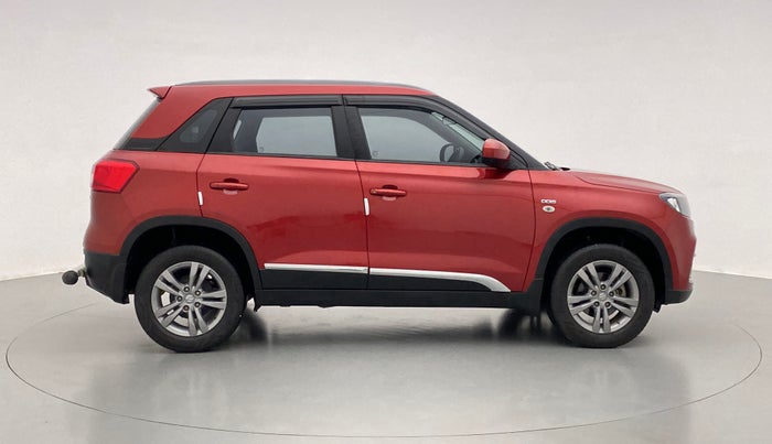 2017 Maruti Vitara Brezza ZDI, Diesel, Manual, 30,671 km, Right Side View