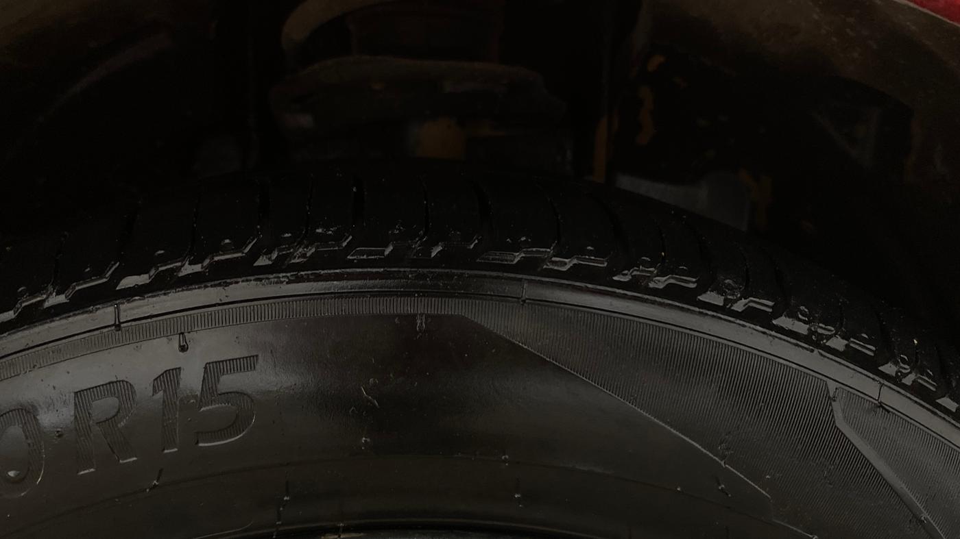 2020 Tata Tiago XZ PLUS PETROL, Petrol, Manual, 77,239 km, Right Front Tyre Tread