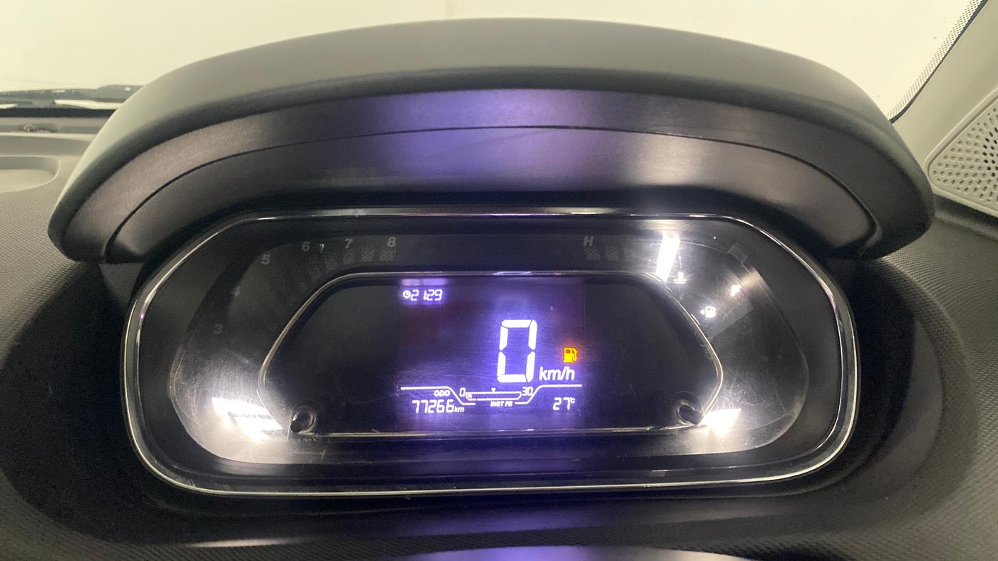 2020 Tata Tiago XZ PLUS PETROL, Petrol, Manual, 77,239 km, Odometer Image