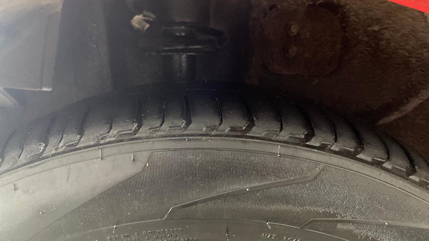 2020 Tata Tiago XZ PLUS PETROL, Petrol, Manual, 77,239 km, Right Rear Tyre Tread
