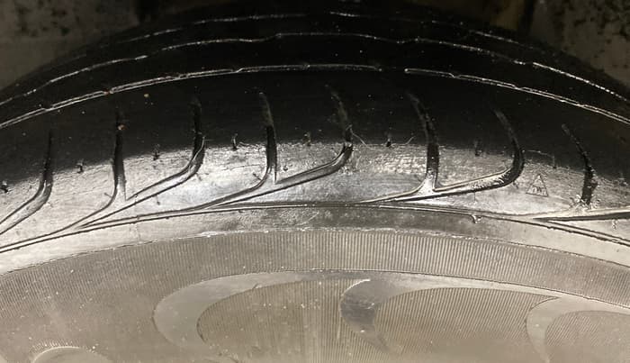 2022 Tata NEXON XZA PLUS (O) PETROL, Petrol, Automatic, 75,633 km, Left Front Tyre Tread