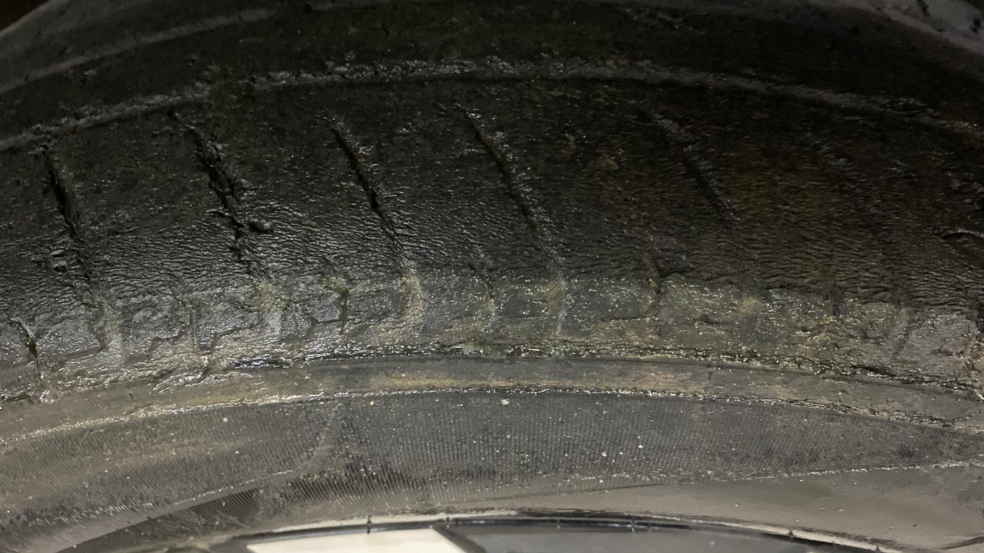2023 Renault Kiger RXZ TURBO MT, Petrol, Manual, 64,180 km, Right Front Tyre Tread