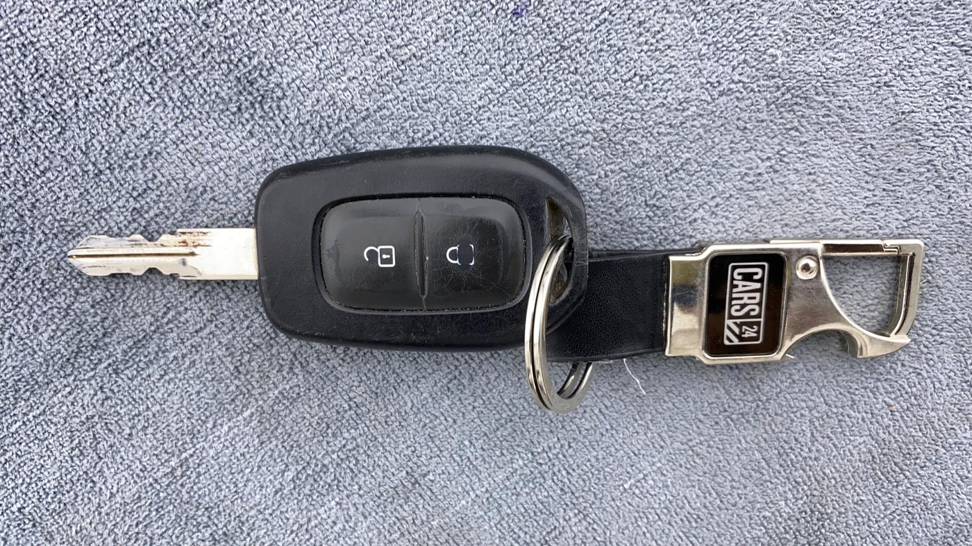 2018 Renault Duster RXS 85 PS, Diesel, Manual, 90,520 km, Key Close Up