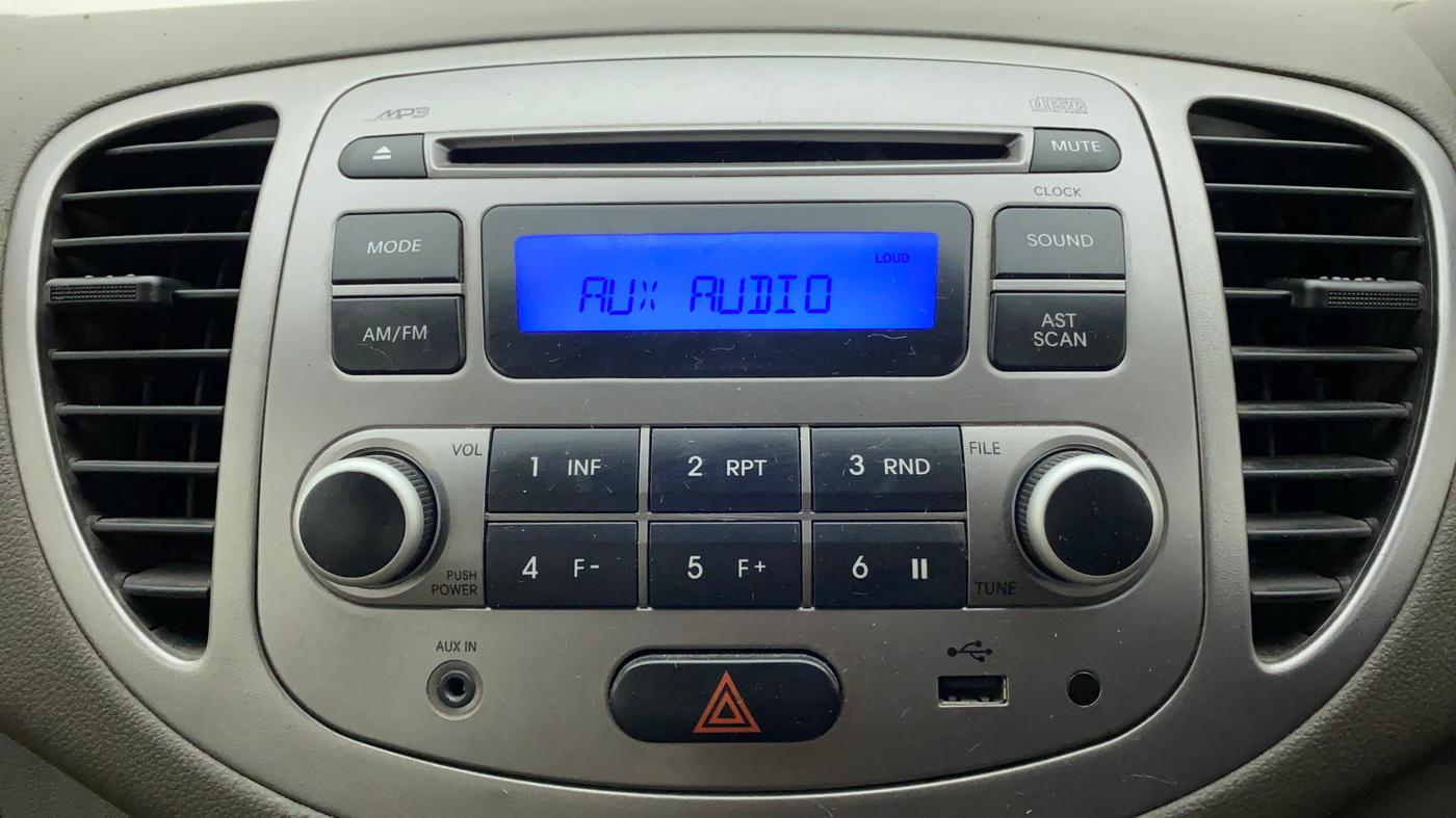 2013 Hyundai i10 MAGNA 1.1, Petrol, Manual, 18,639 km, Infotainment System