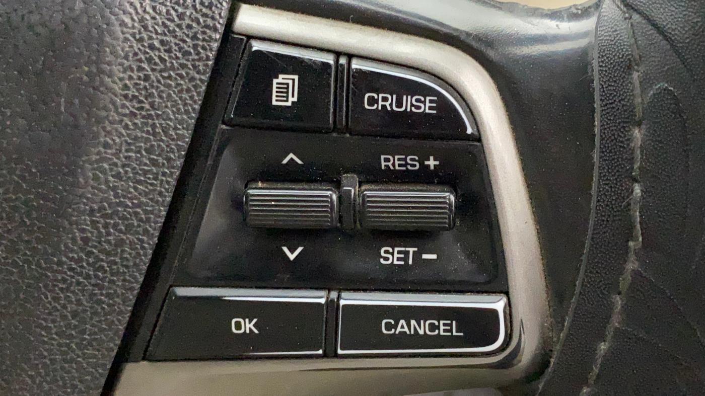2017 Hyundai Verna 1.6 VTVT SX O, Petrol, Manual, 1,12,398 km, Adaptive Cruise Control