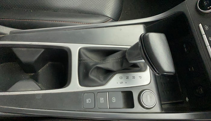 2020 Hyundai Creta SX IVT 1.5 PETROL, Petrol, Automatic, 1,24,656 km, Gear Lever