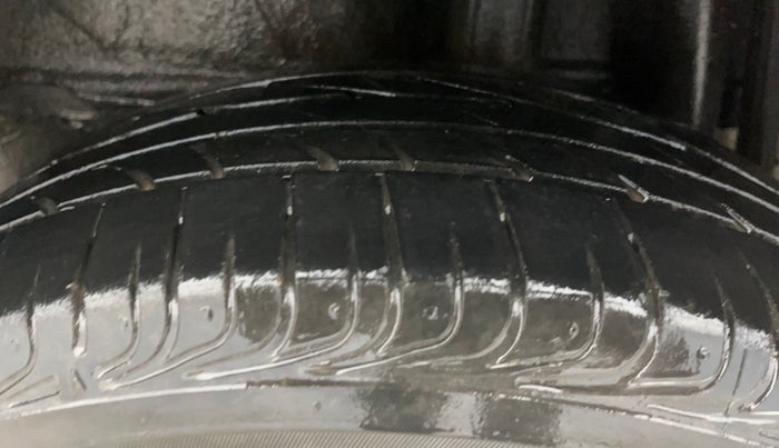 2018 Toyota YARIS J MT, Petrol, Manual, 32,291 km, Left Rear Tyre Tread