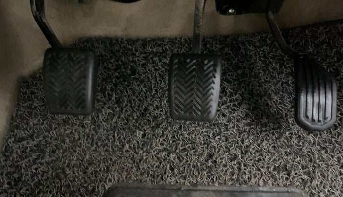 2018 Toyota YARIS J MT, Petrol, Manual, 32,291 km, Pedals