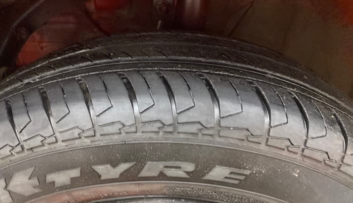 2018 Maruti Swift VDI AMT, Diesel, Automatic, 79,584 km, Left Front Tyre Tread