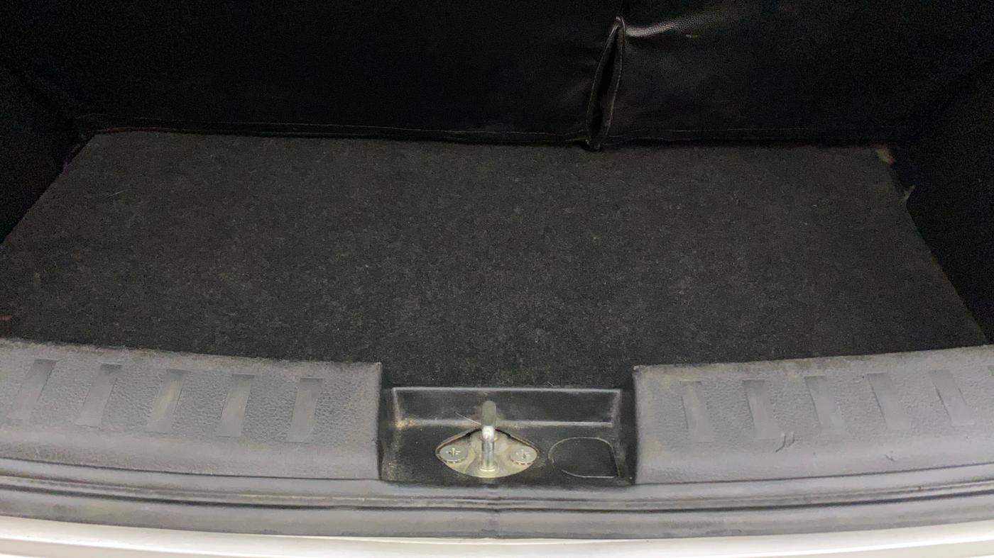 2017 Maruti Swift ZXI, Petrol, Manual, 81,355 km, Boot Inside