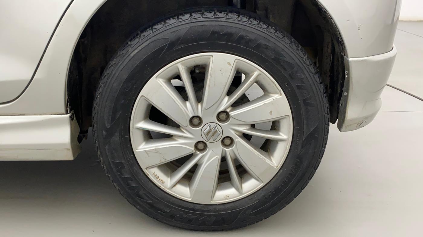 2017 Maruti Swift ZXI, Petrol, Manual, 81,355 km, Left Rear Wheel